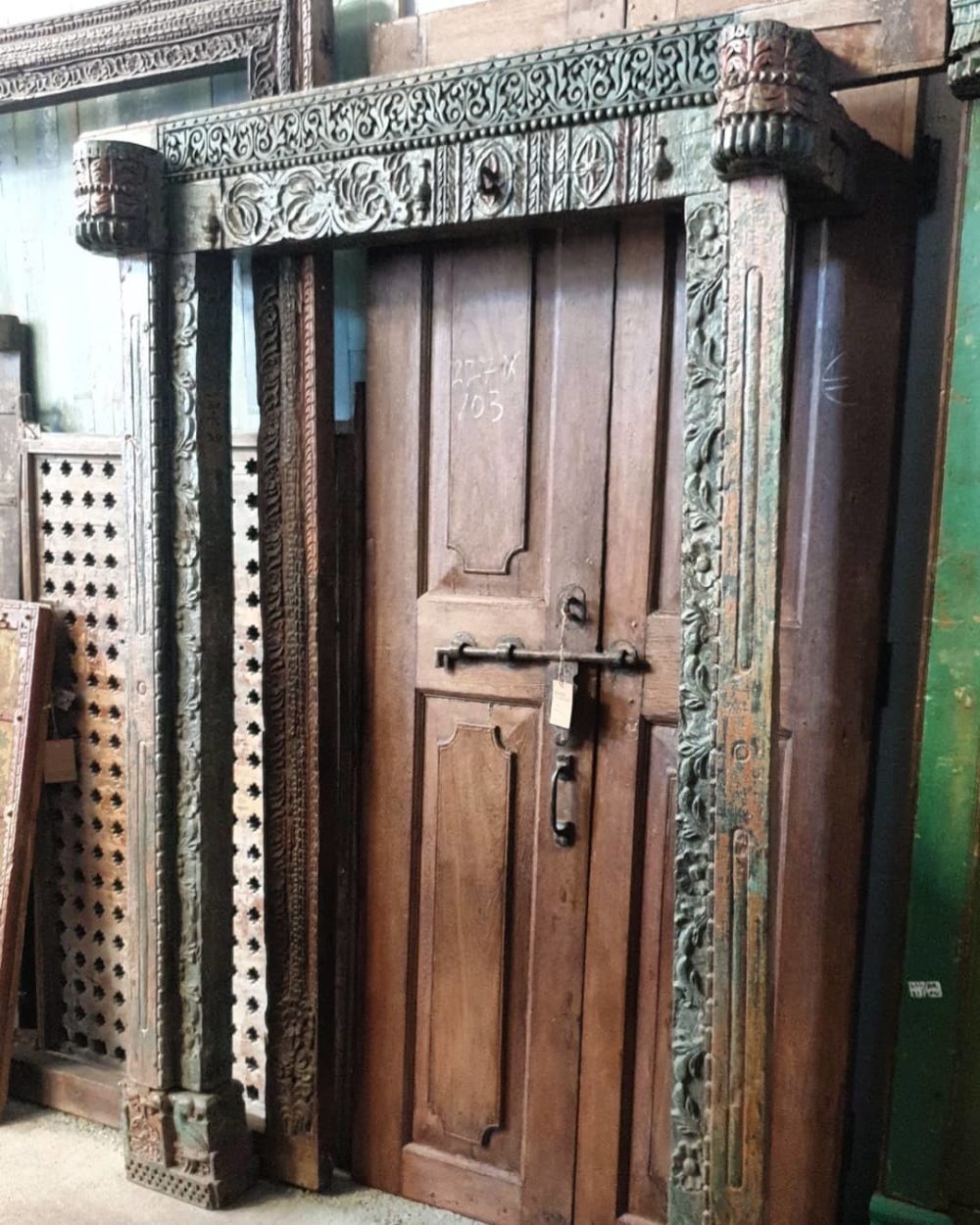 Puertas antiguas de La India - Casa Azul