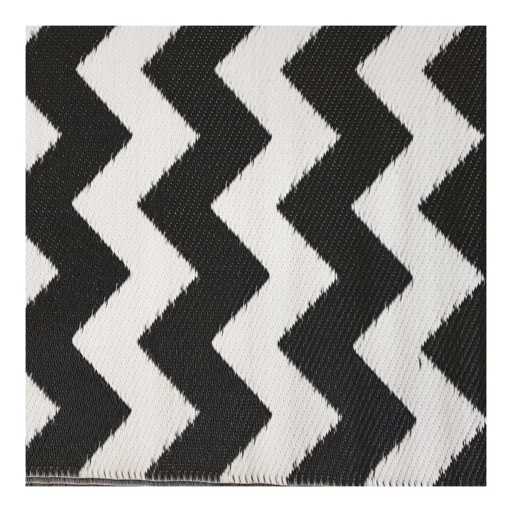 1-VI-PO-RU-alfombra-plastico-exterior-negro-blanco-zig-zag
