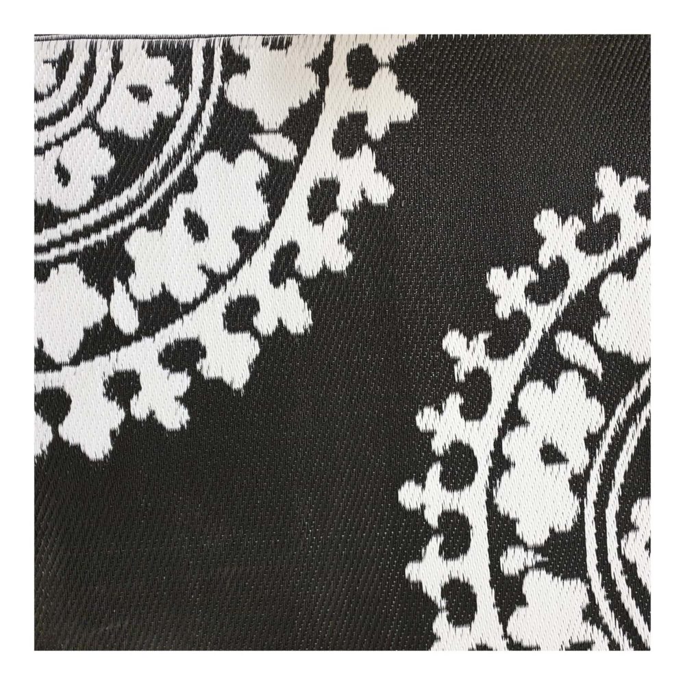 1-VI-PO-RU-alfombra-plastico-exterior-blanco-negro-estilo-arabesco