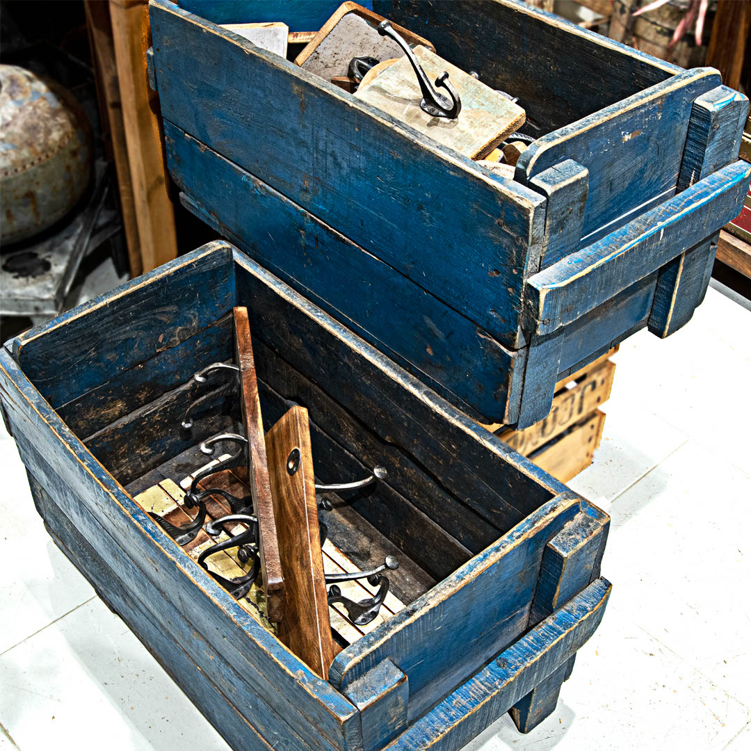 Cajas vintage de madera azul - Casa Azul