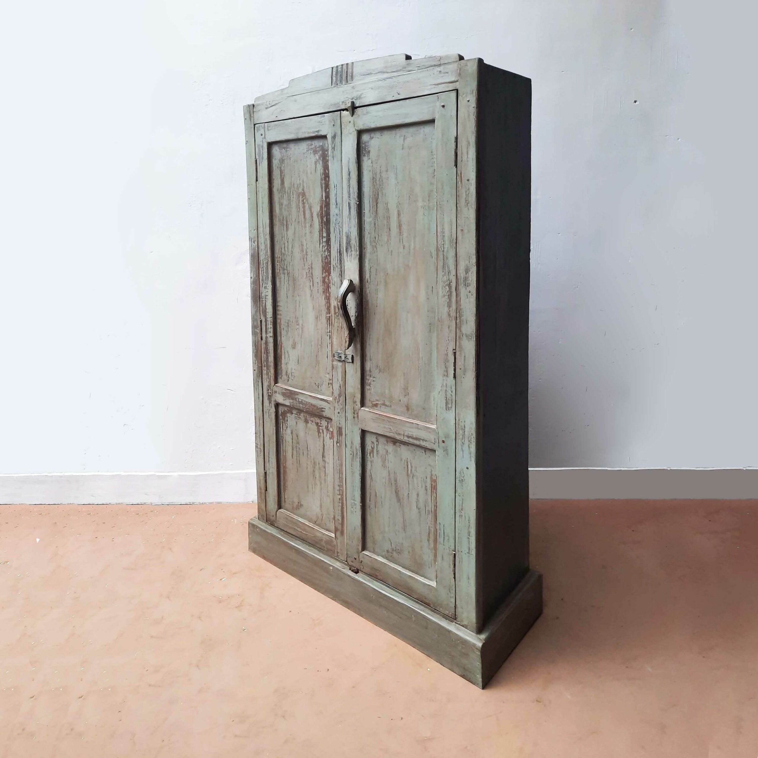 Armario Kalu lateral de armario de madera gris