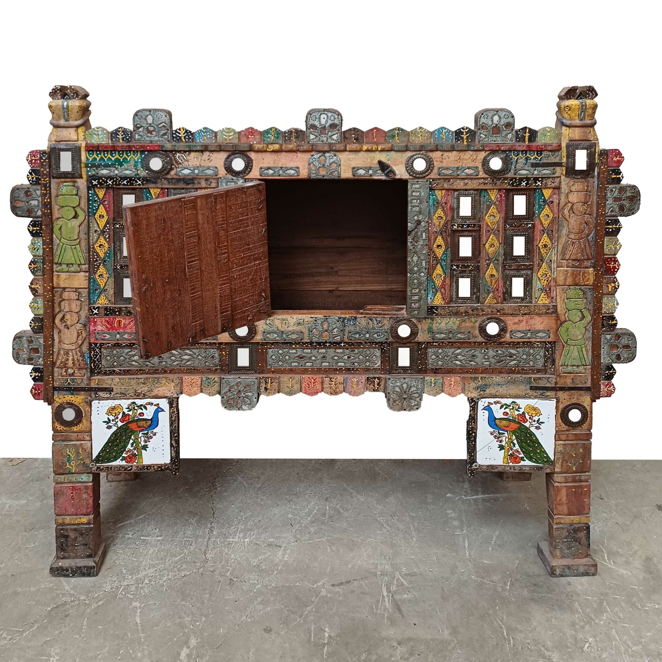 Aparador Damchiya Aparador Damchiya abierto de Casa Czul