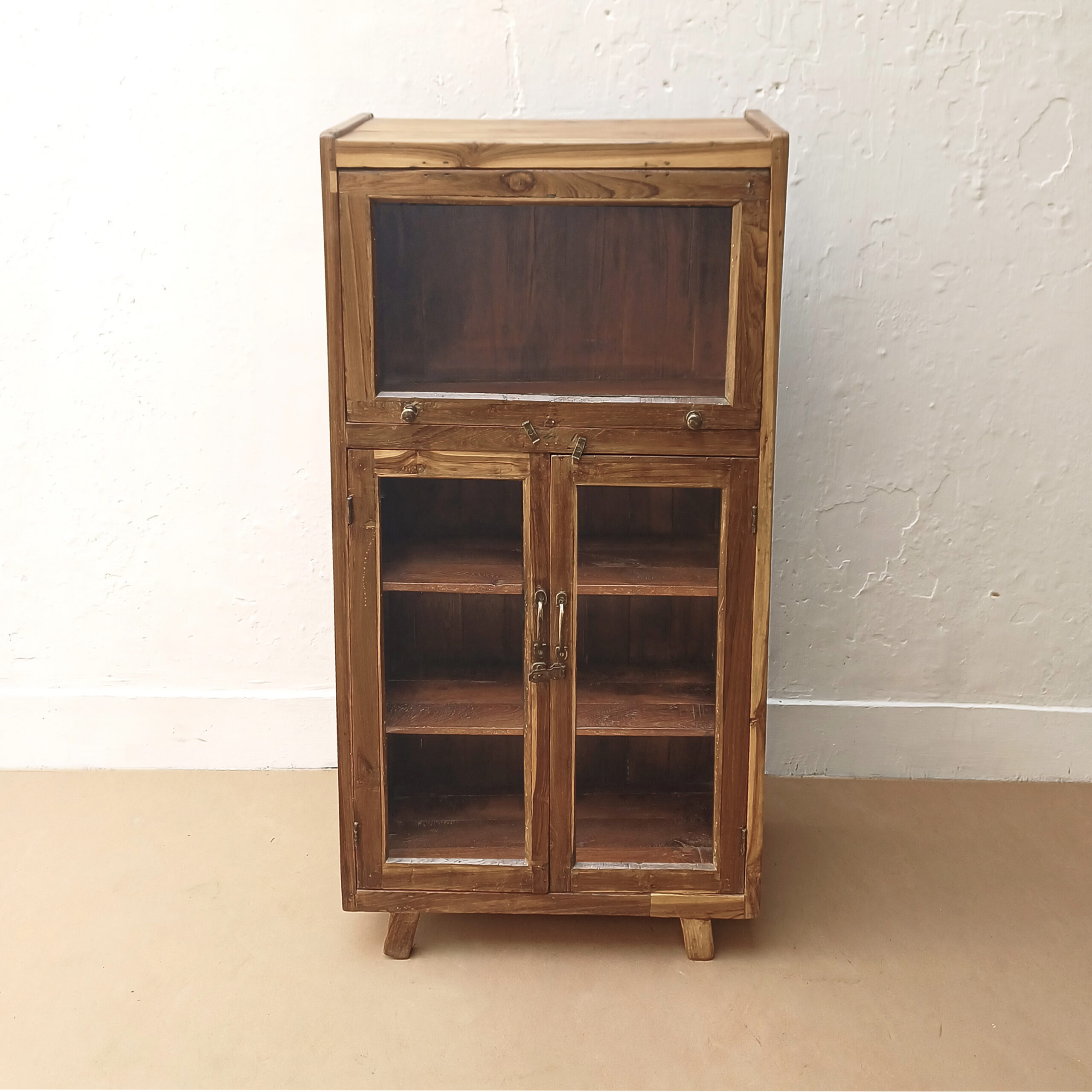 Armario vintage de TV