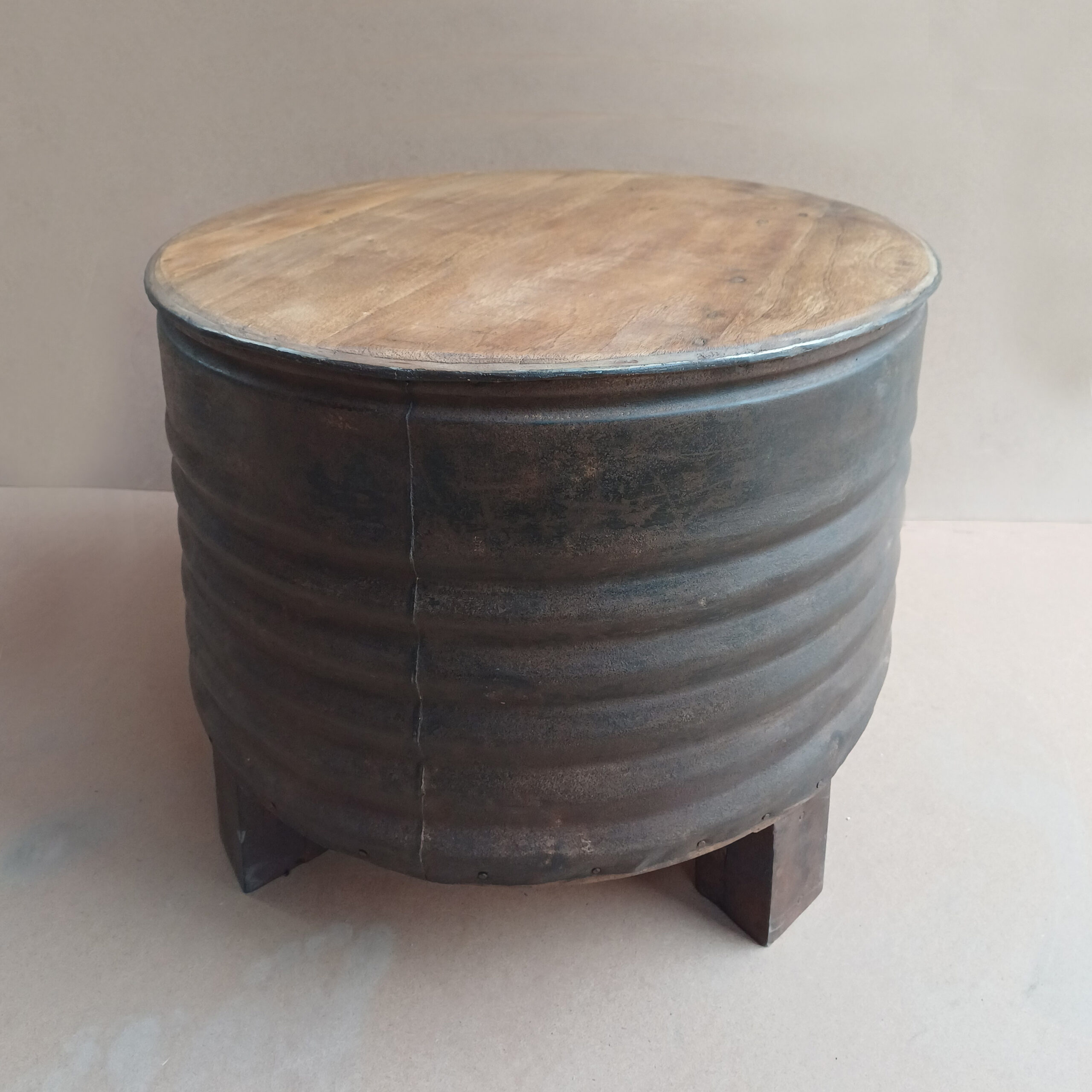 Mesa Bidón Mesa cafe de Casa Azul