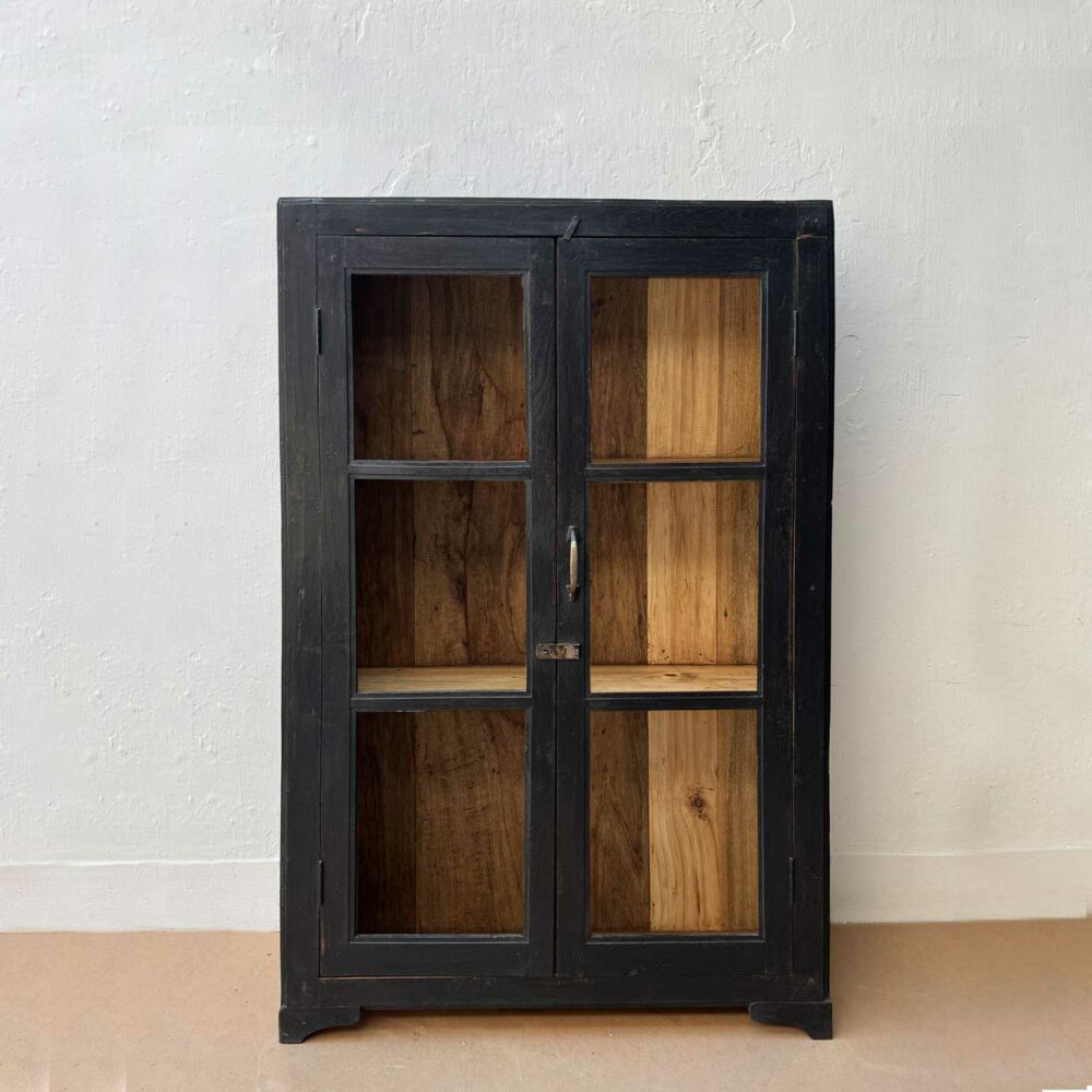 Vitrina Laal