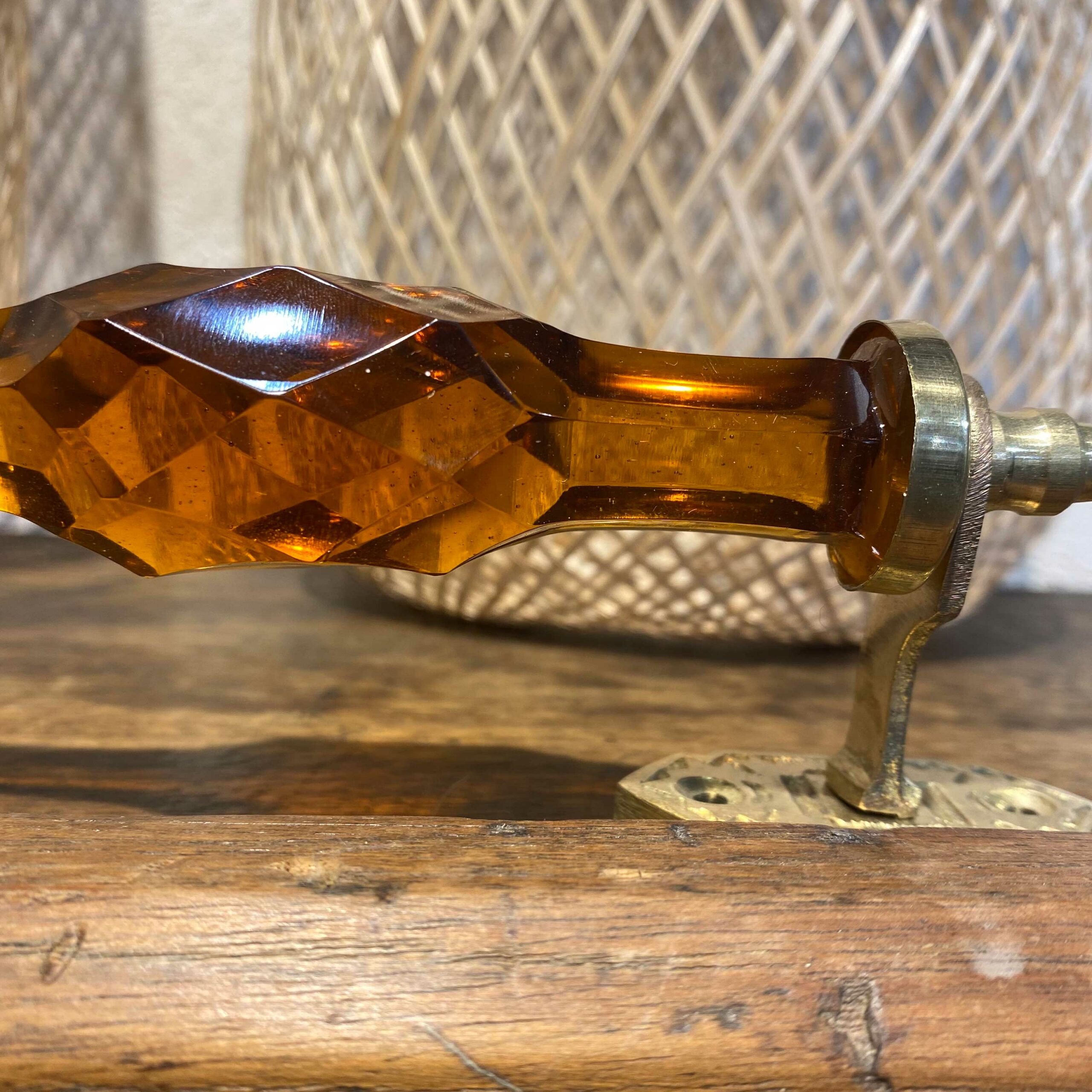 Tirador de cristal grande Tirador de cristal ámbar grande