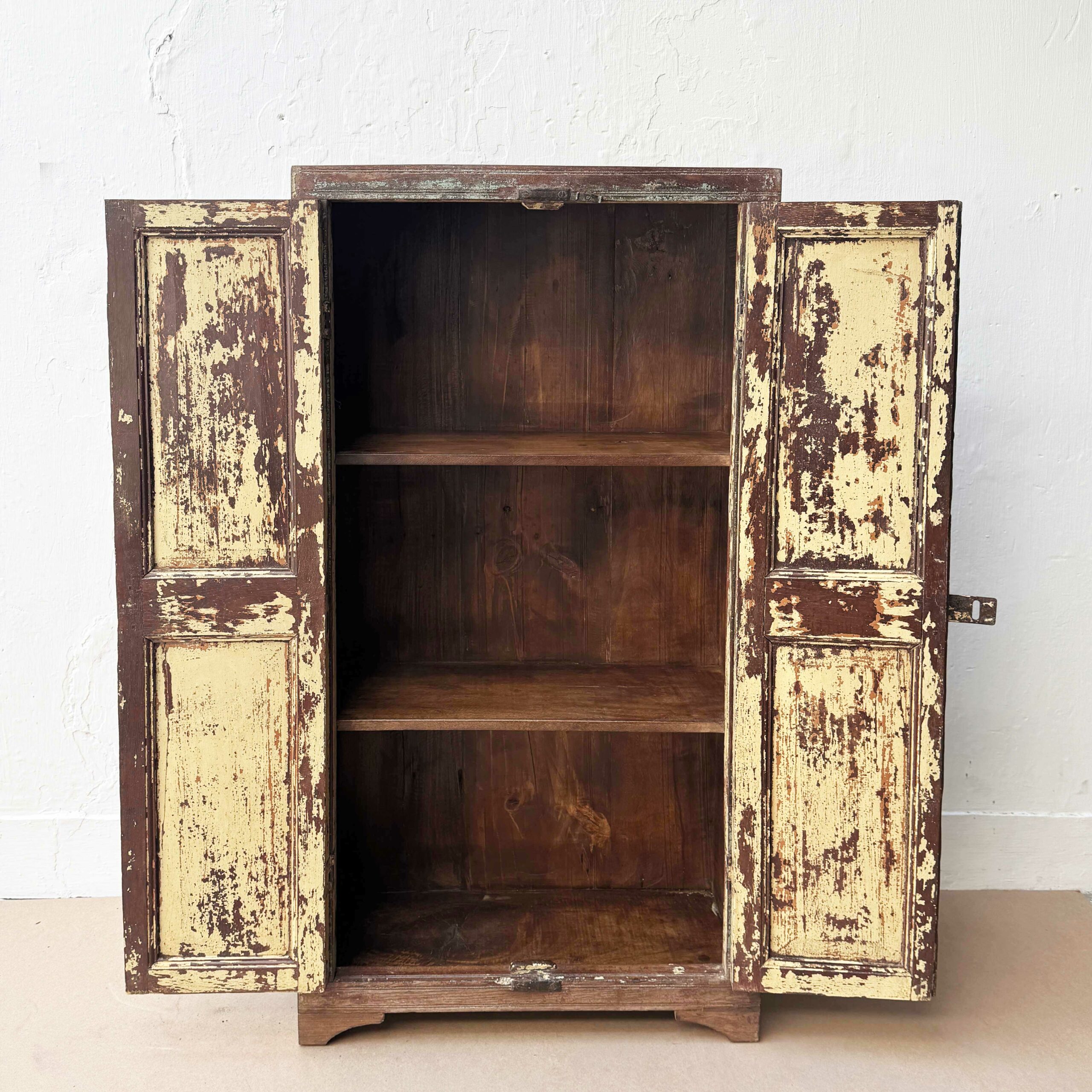 Interior del Armario Jodhpur de Casa Azul