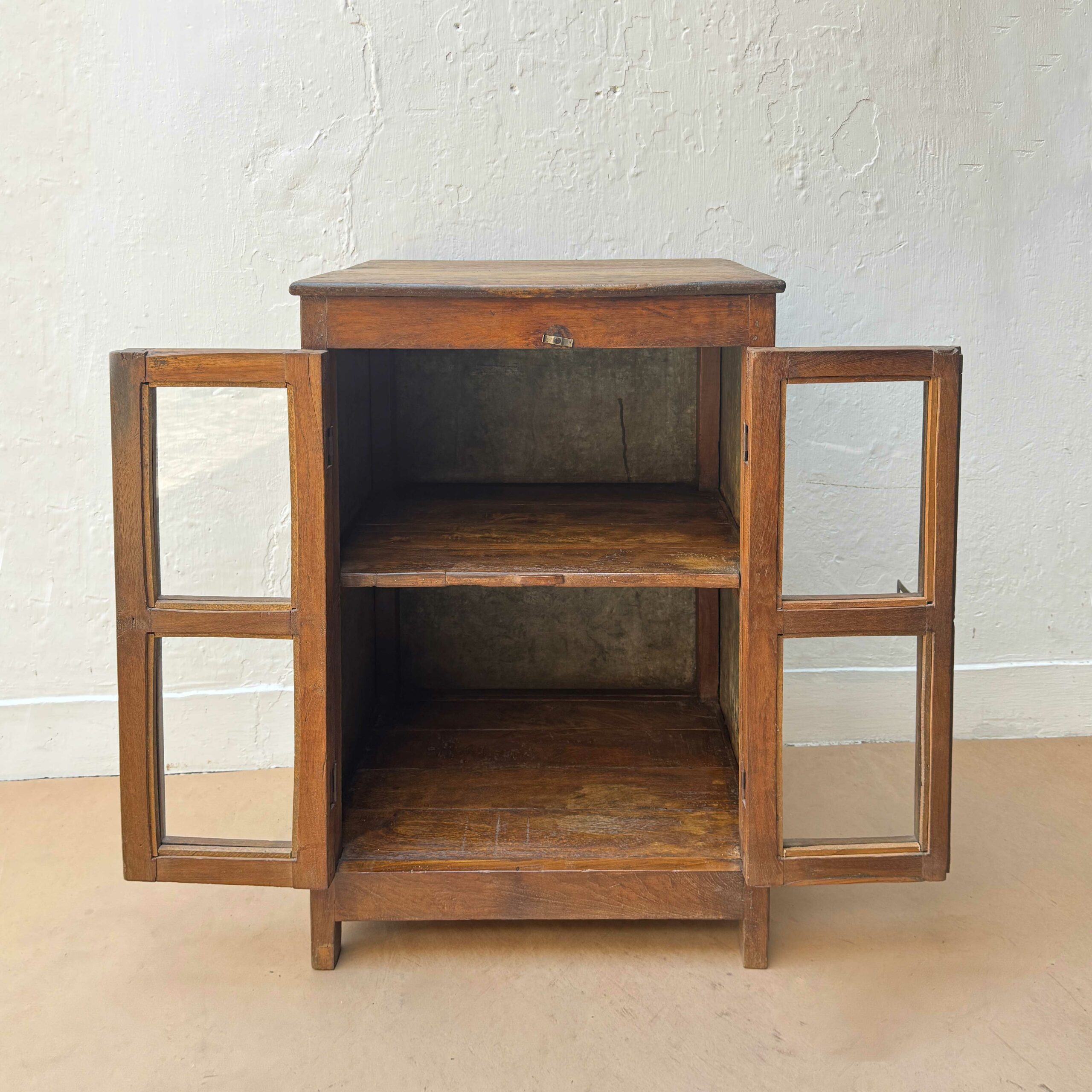 Aparador Saamp Interior del Aparador Saamp de Casa Azul