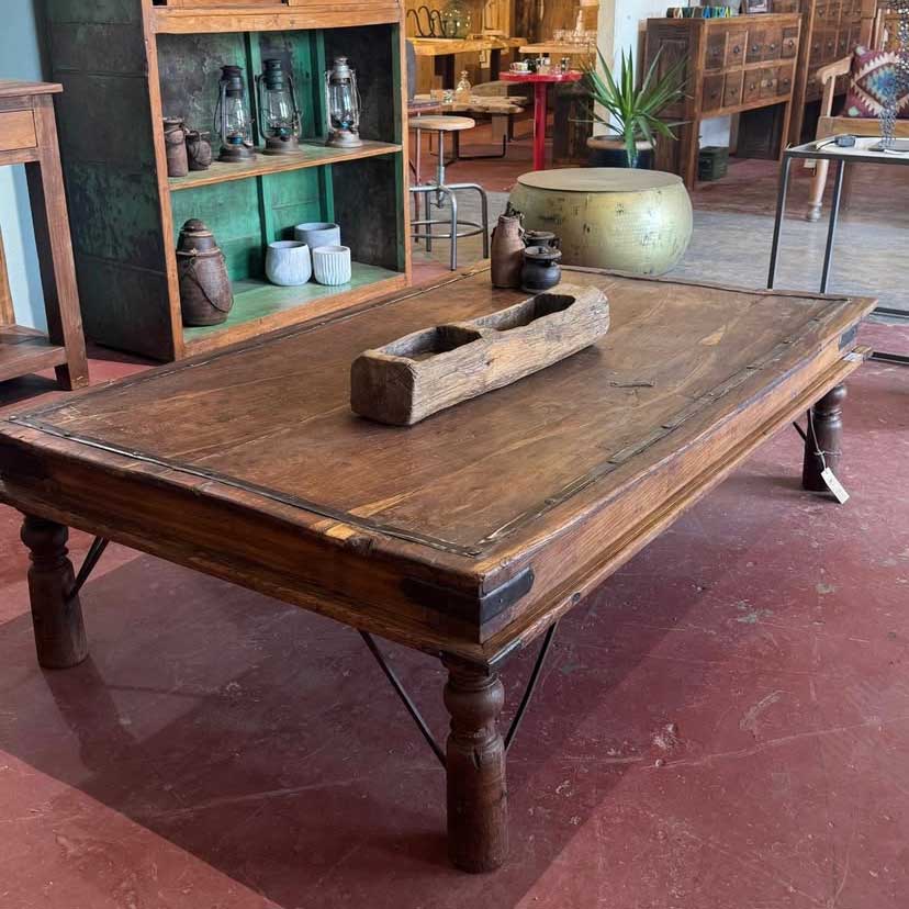 Mesa Laharen de Casa Azul