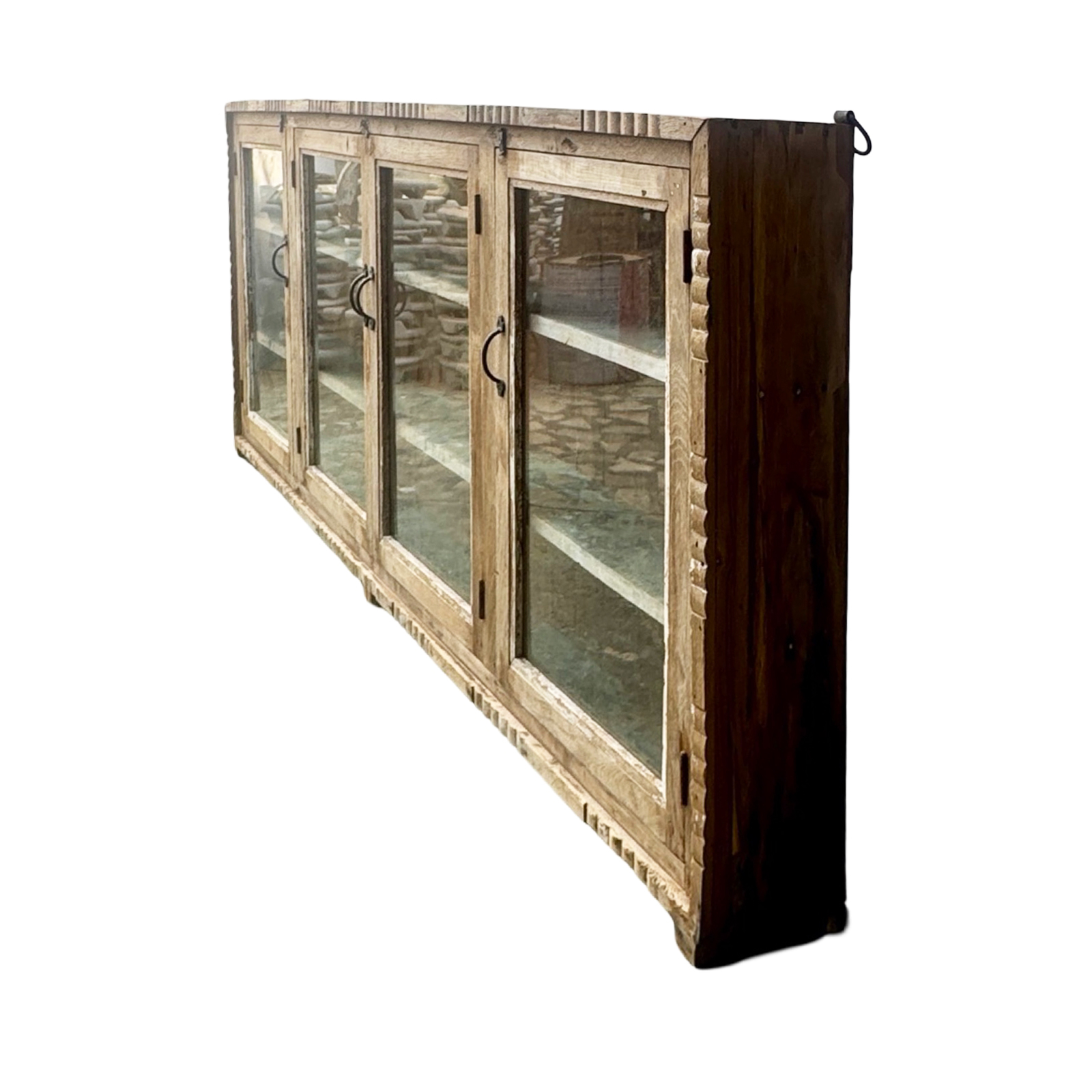 Vitrina Naasha Vitrina Naasha